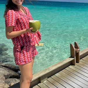 Tuckernuck Linen Red Pattern Set